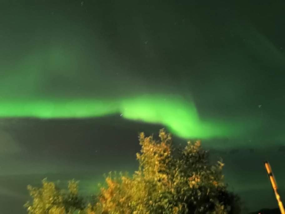 Aurora Rooms: Northern Lights & Adventure Tours Tromso Exterior photo